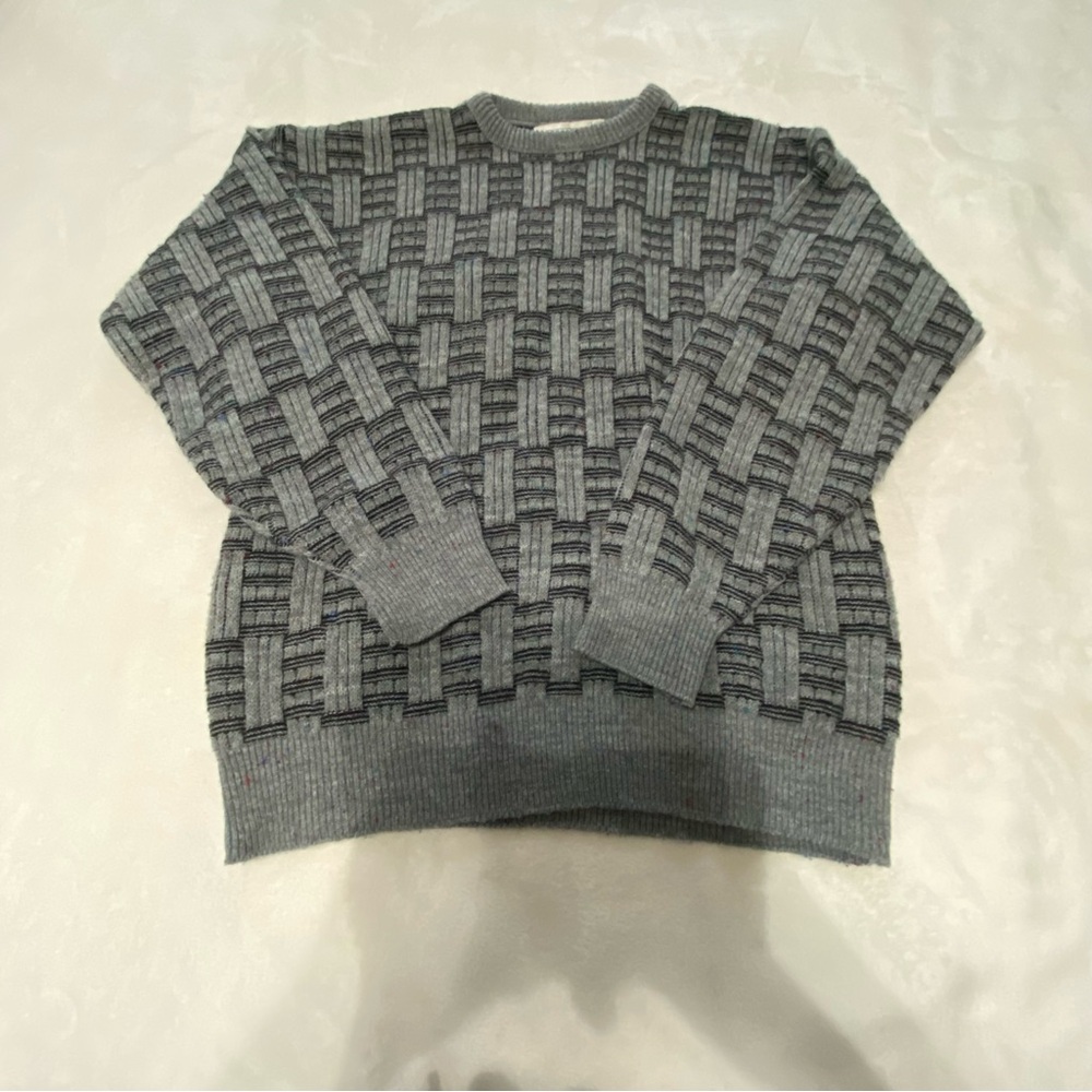 Textured Gray Crewneck Sweater for Men